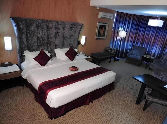 Gallery - Crown Vista Hotel