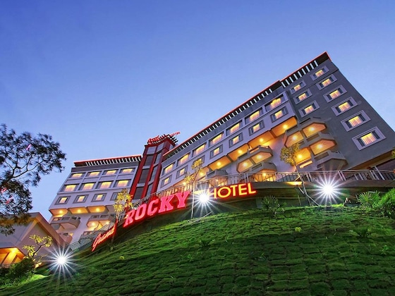 Gallery - Grand Rocky Hotel