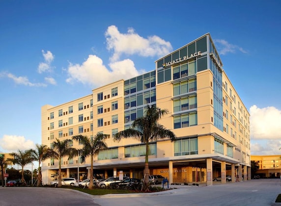Gallery - Hyatt Place Miami Airport-East