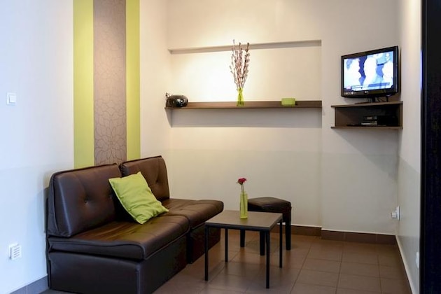 Gallery - K9 Residence