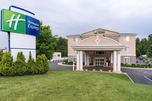 Gallery - Holiday Inn Express Newington - Hartford, An Ihg Hotel