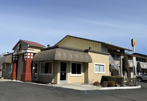 Gallery - Super 8 By Wyndham Red Bluff