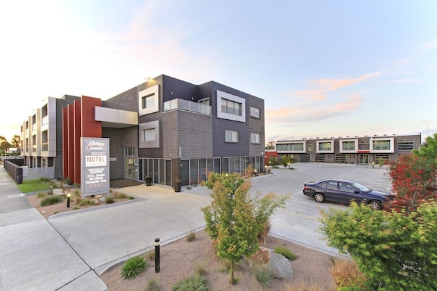 Gallery - Bridges on Argyle Motel & Apartments