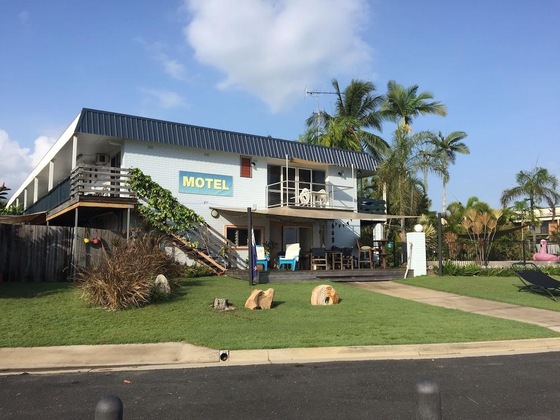 Gallery - Cardwell Beachfront Motel