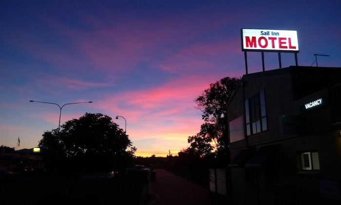 Gallery - Sail Inn Motel