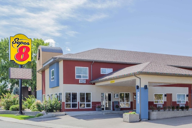 Gallery - Super 8 By Wyndham Lethbridge