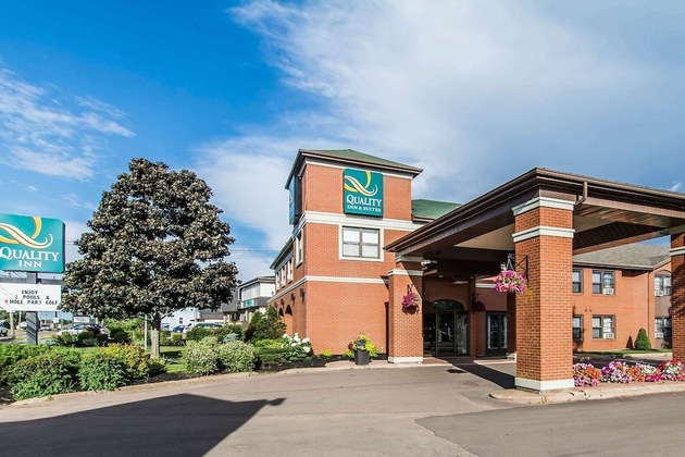 Gallery - Quality Inn & Suites Garden Of The Gulf