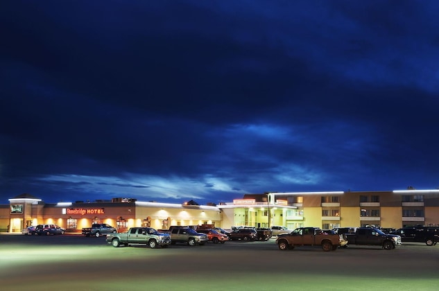 Gallery - Stonebridge Hotel Grande Prairie
