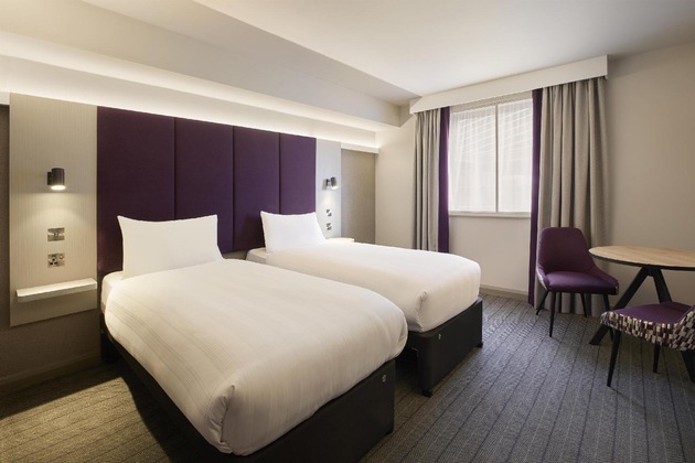 Gallery - Premier Inn Southampton (Eastleigh)