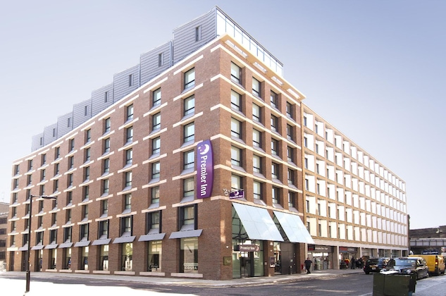 Gallery - Premier Inn London Southwark (Tate Modern)
