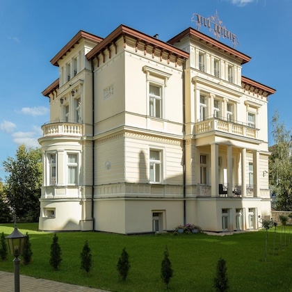 Gallery - Savoy Westend Hotel