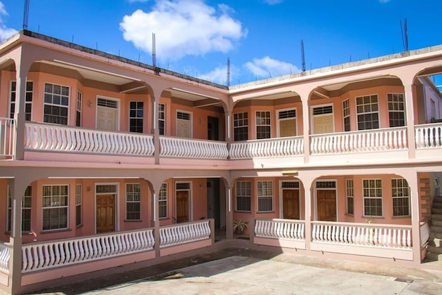 Gallery - Iso's Bed & Breakfast
