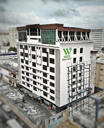 Gallery - Weston Suites & Hotel