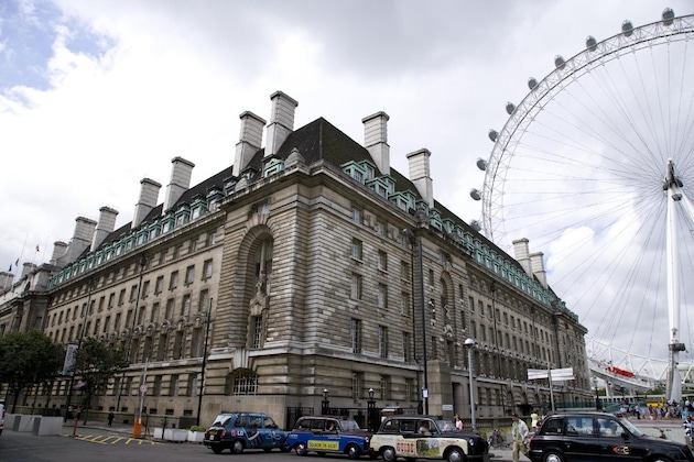 Gallery - Premier Inn London County Hall