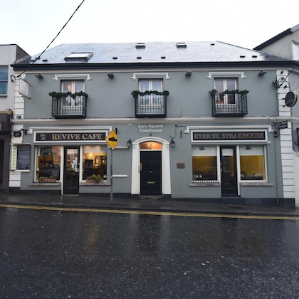 Gallery - Eyre Square Townhouse