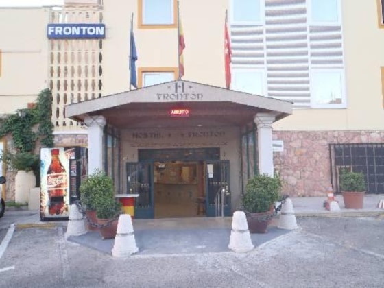 Gallery - Hostal Fronton