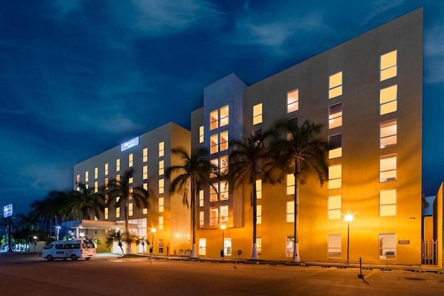 Gallery - City Express By Marriott Ciudad Del Carmen