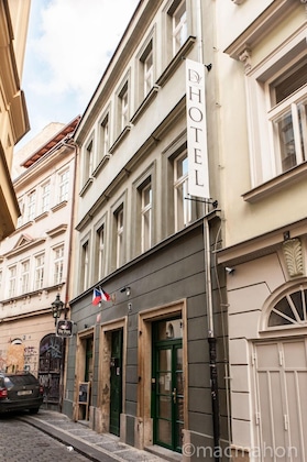 Gallery - Dolce Vita Suites Hotel