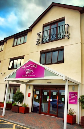 Gallery - Blanco's Hotel Port Talbot