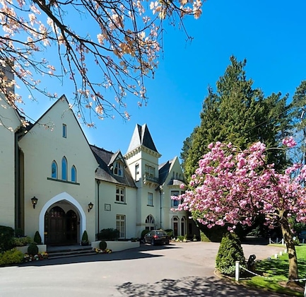 Gallery - The Glen Yr Afon House Hotel