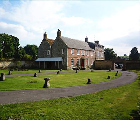 Gallery - Rollestone Manor