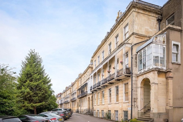 Gallery - 16 Lansdown Place