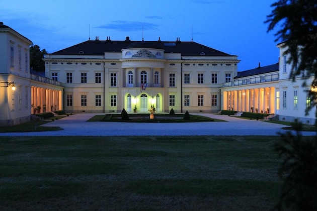 Gallery - Károlyi Kastély Hotel & Restaurant