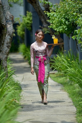 Gallery - The Khayangan Dreams Villa Seminyak