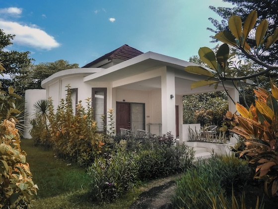 Gallery - Puri Sari Beach Hotel