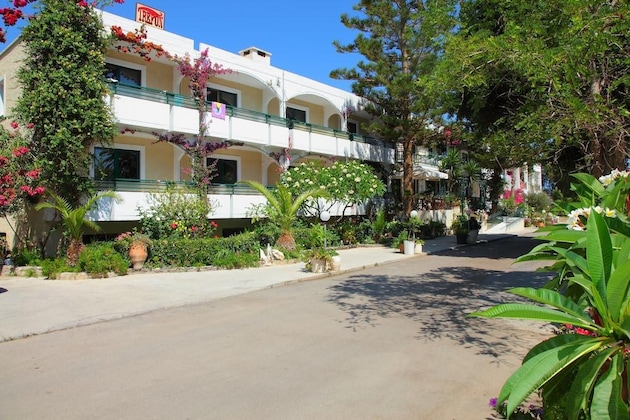 Gallery - Trefon Hotel Apartments And Suites