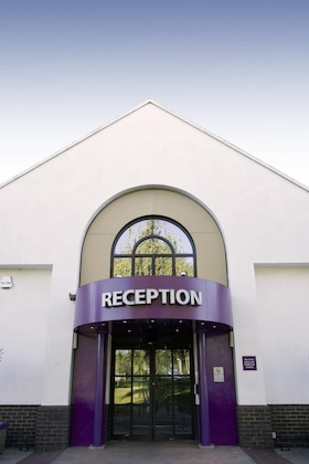 Gallery - Premier Inn South Mimms Potters Bar