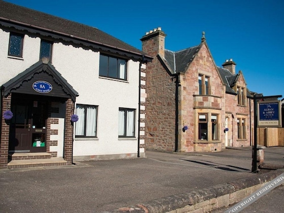 Gallery - Alban House