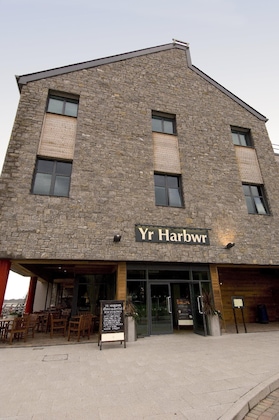 Gallery - Premier Inn Caernarfon