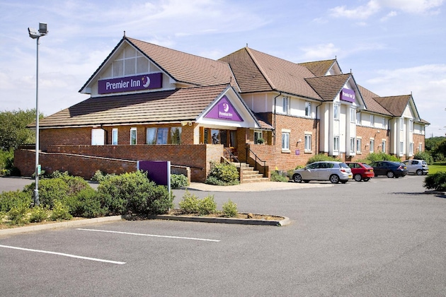 Gallery - Premier Inn Northampton Bedford Rd A428