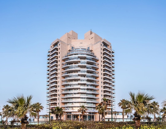Gallery - David’S Harp Ramada Netanya Hotel