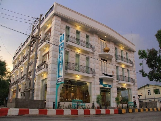 Gallery - 81 Hotel Inlay