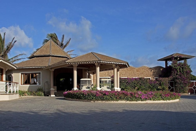 Gallery - Ocean Beach Resort & Spa
