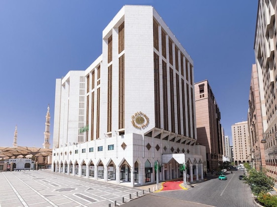 Gallery - The Biltmore Almadinah Hotel