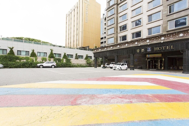 Gallery - Brown-Dot Hotel Paju Heyri