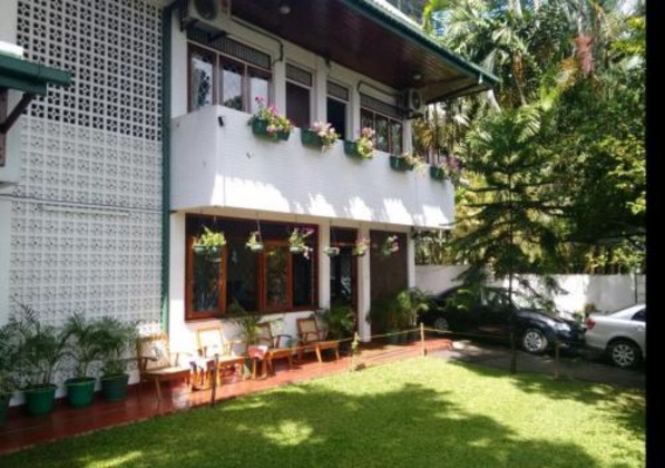 Gallery - Sharon Inn