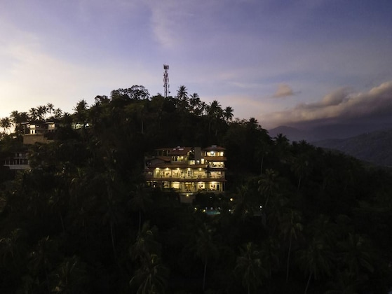 Gallery - The Albatross, Kandy