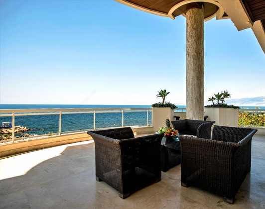 Gallery - Lahoya Suites