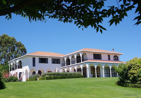 Gallery - The Pillars Retreat