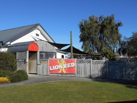 Gallery - Tudor Park Motel