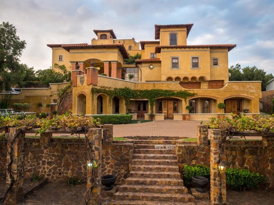 Gallery - Castello Di Monte