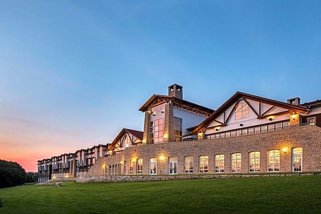 Gallery - Lied Lodge & Conference Center