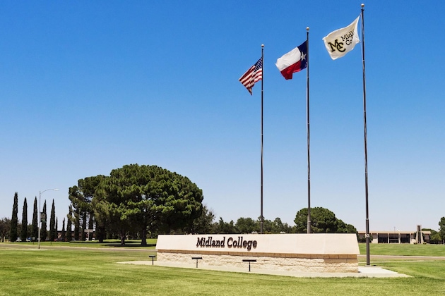 Gallery - Holiday Inn Express & Suites Midland South I-20 By Ihg