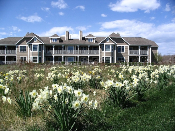 Gallery - Newport Resort