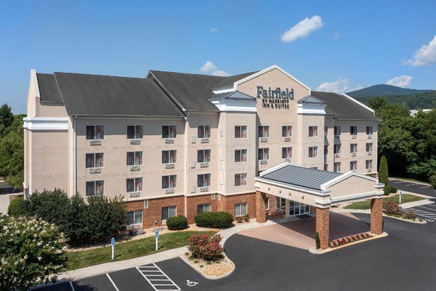 Gallery - Fairfield Inn & Suites By Marriott Roanoke Hollins I-81