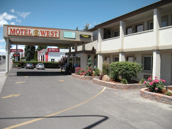 Gallery - Motel West